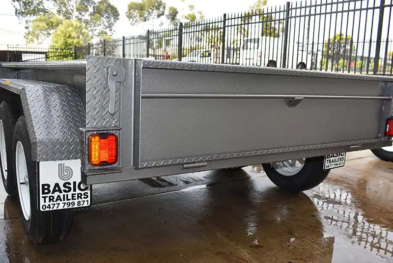 Knowledge and Tips Towing a trailer