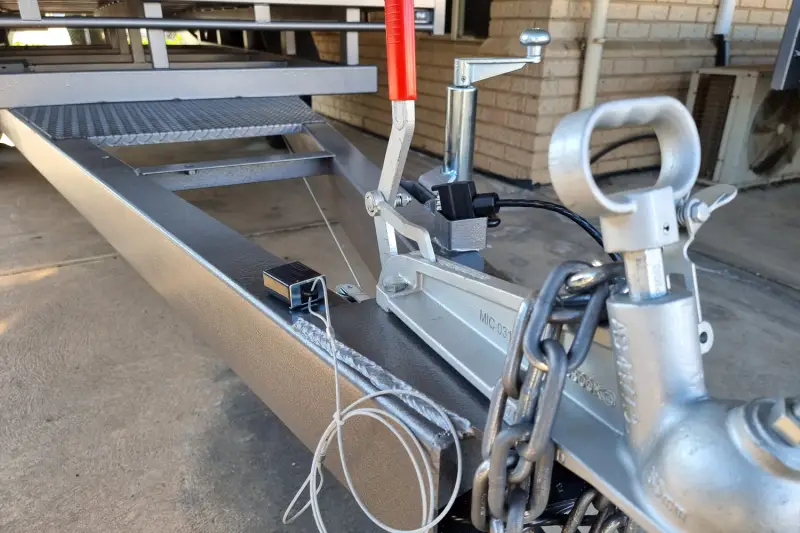 Braking systems for trailers