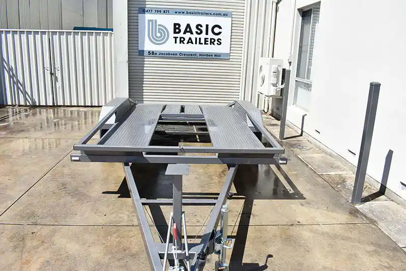 Trailer for Sale: BEAVER-TAIL-CAR-TRAILER-20X6