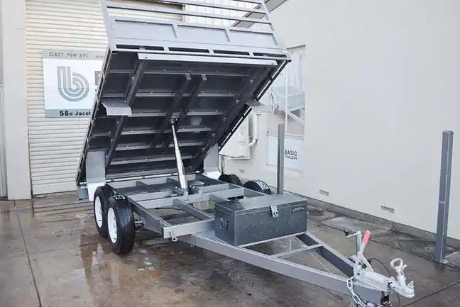 Adelaide Trailers For Sales: HYDRAULIC-FLAT-TOP-TIPPER-08X7