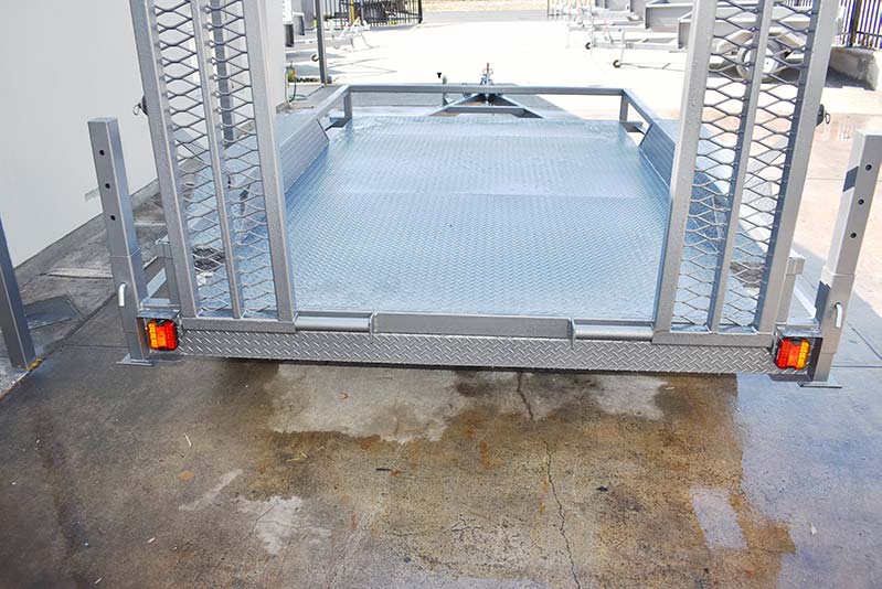 Tandem Trailers For Sales: TANDEM-OPEN-PLANT-TRAILER-12X5
