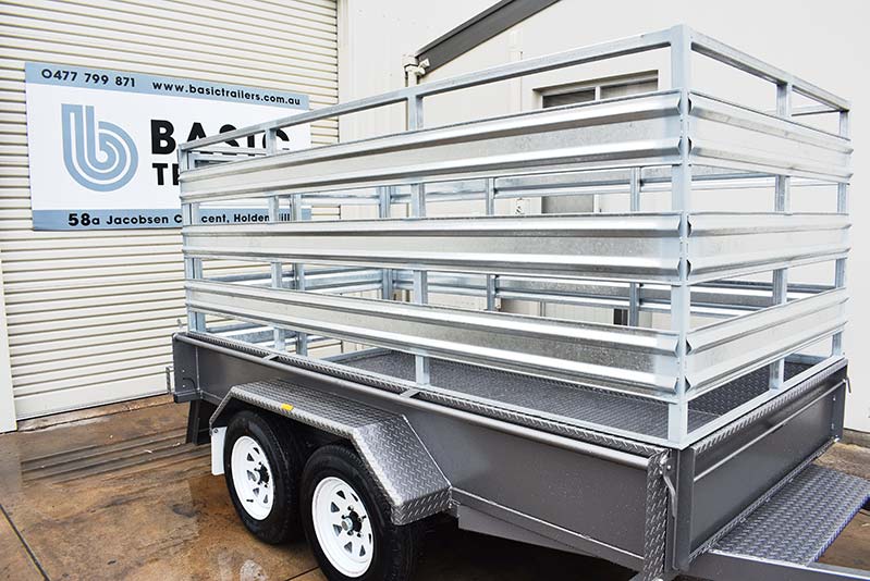 Stock Crate Trailers For Sales: TANDEM-WITH-STOCK-CRATE-12X5